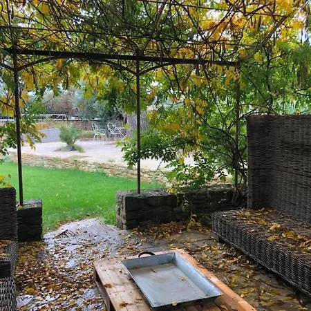 Studio Piscine Jacuzzi Au Milieu Des Vignes
